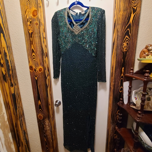 Vintage long beaded evening gown - Picture 7 of 11